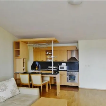 Knox Privilege C-4 265 Apartament *